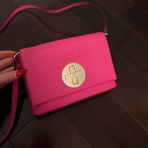KATE SPADE HOT PINK CROSSBODY - perfect condition barely worn